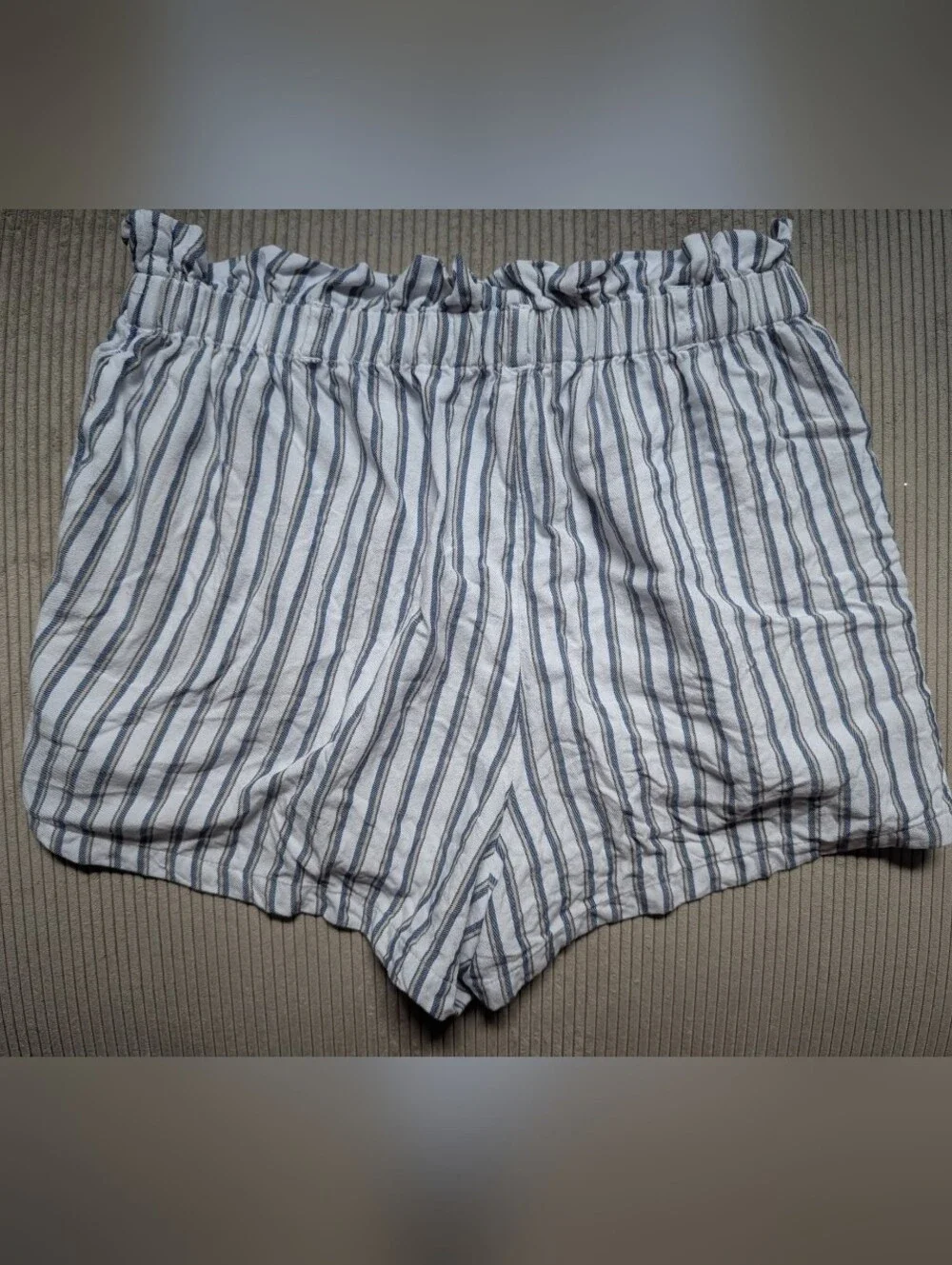 Hollister White and Blue Striped High-Waist Women’s Shorts